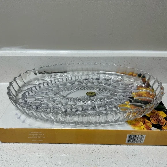 Crystal Platter - Picture 2 of 3